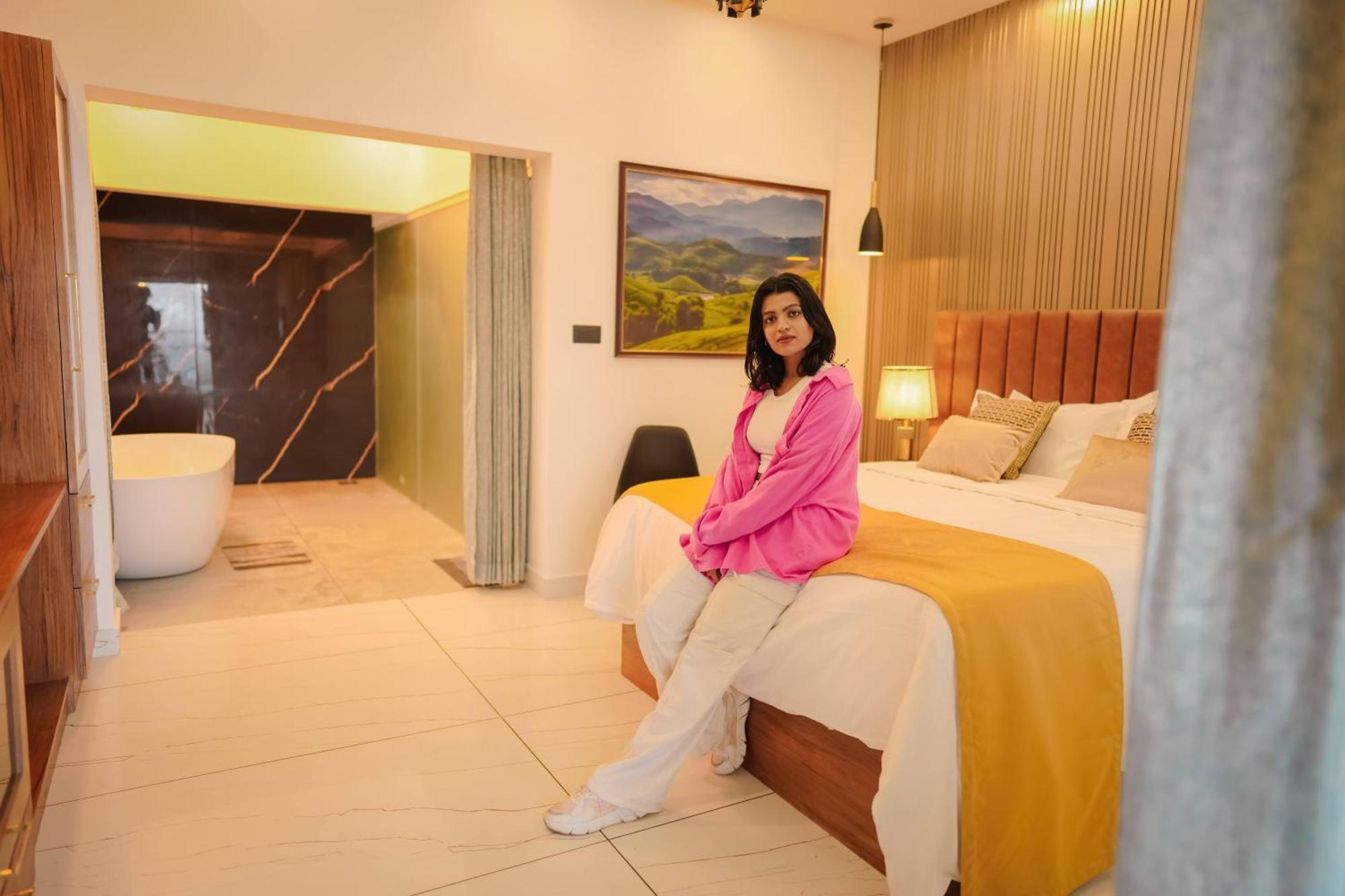 Misty Wonders Hotel Munnar Exterior photo